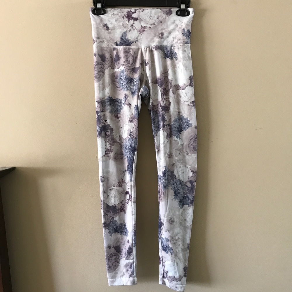Danskin Floral Leggings